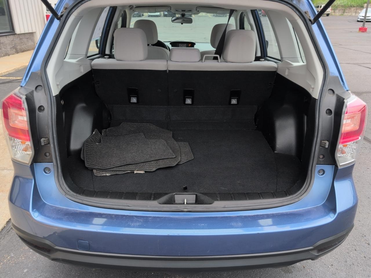 Subaru Forester 2.5i Premium PZEV CVT 2017
