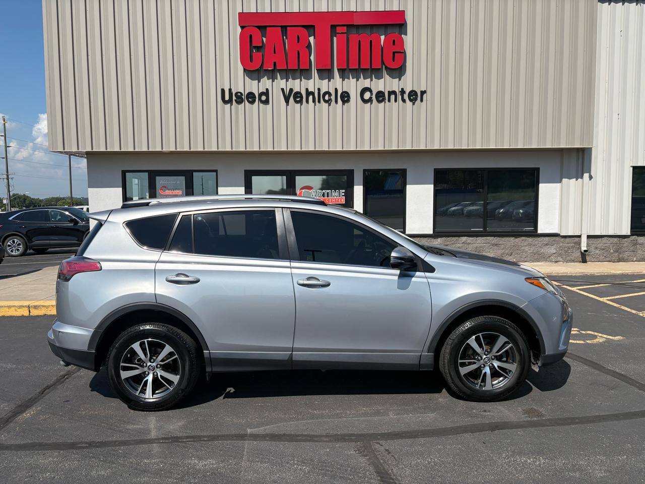 Silver 2018 Toyota RAV4 SUV / Crossover Front-Wheel Drive Automatic