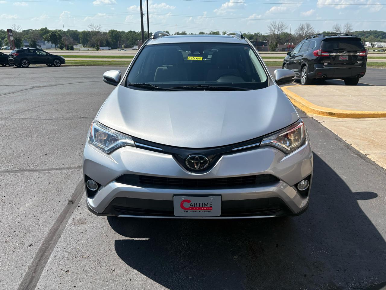 Toyota RAV4 XLE FWD 2018