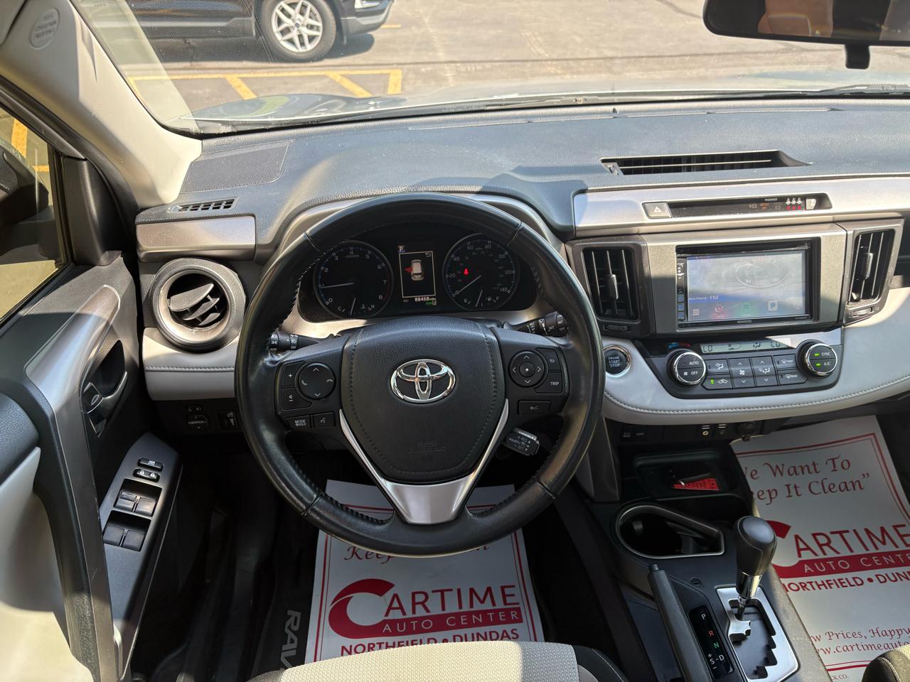 Toyota RAV4 XLE FWD 2018