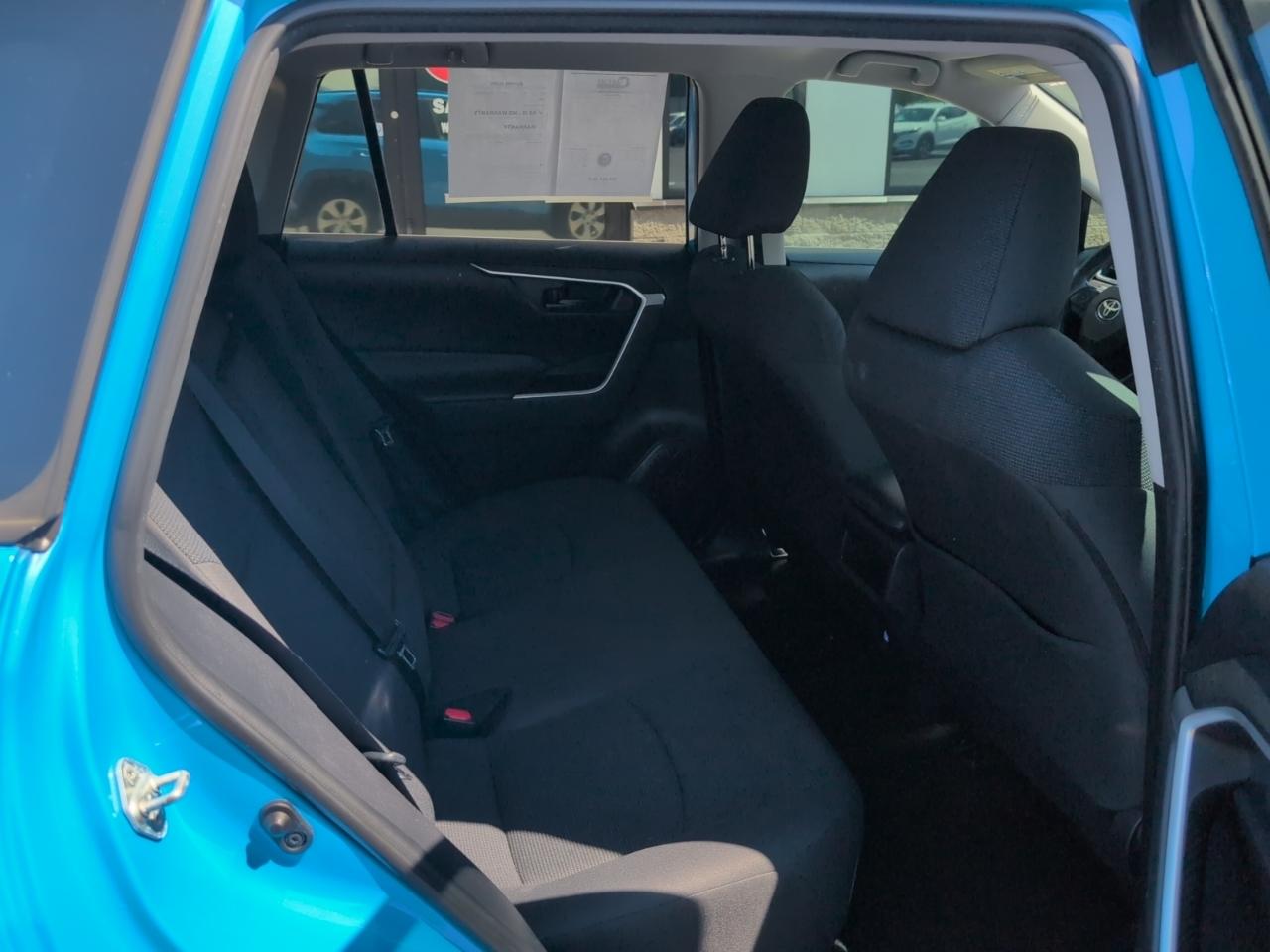 Toyota RAV4 LE 2019