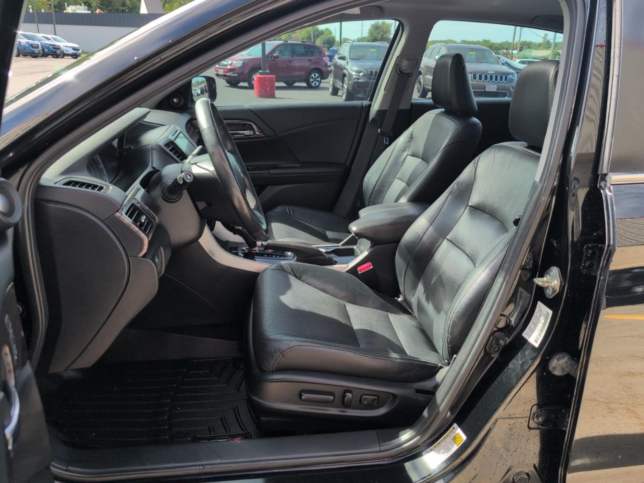Honda Accord EX-L Sedan CVT 2016