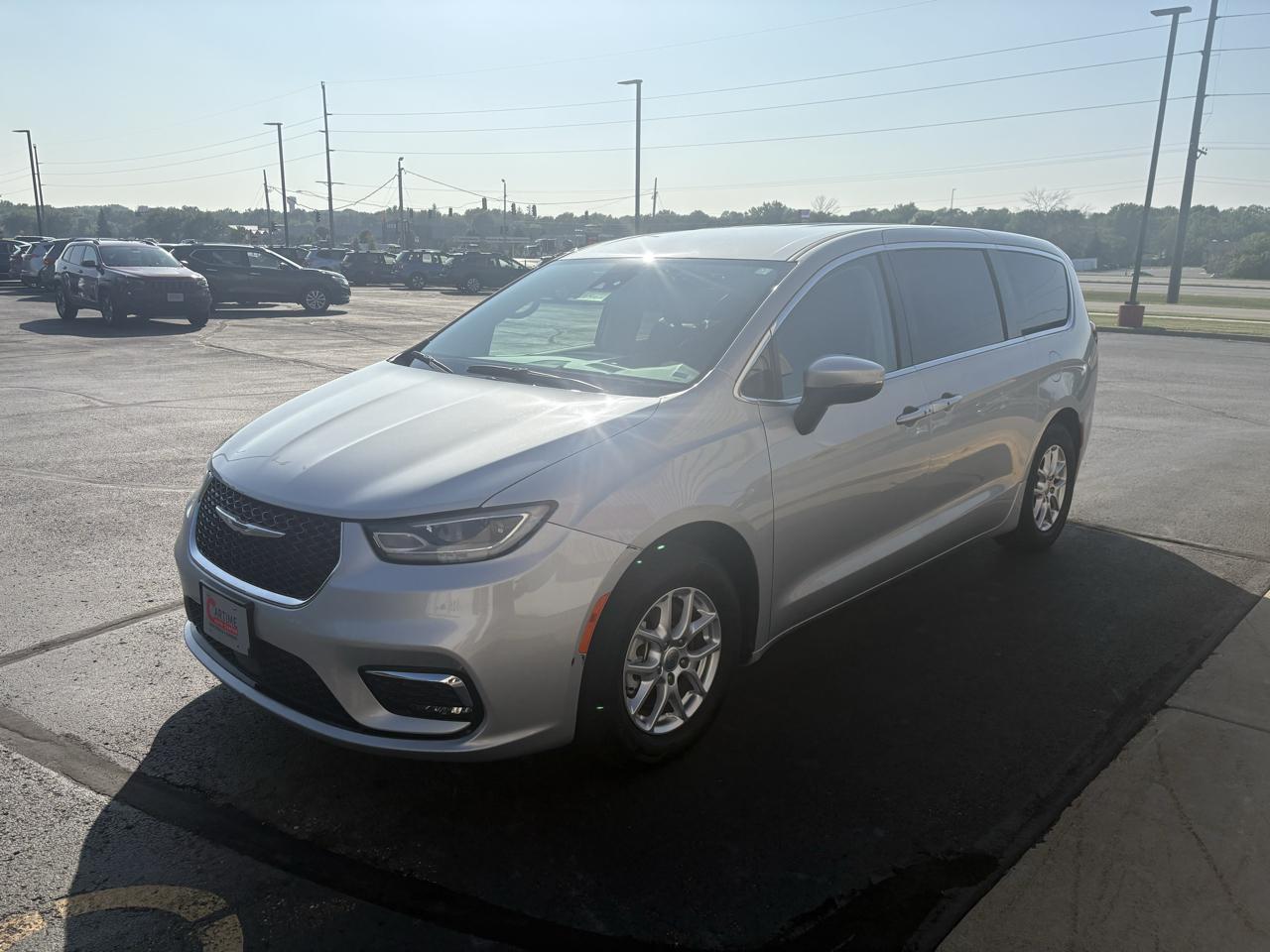 Chrysler Pacifica Touring L 2023