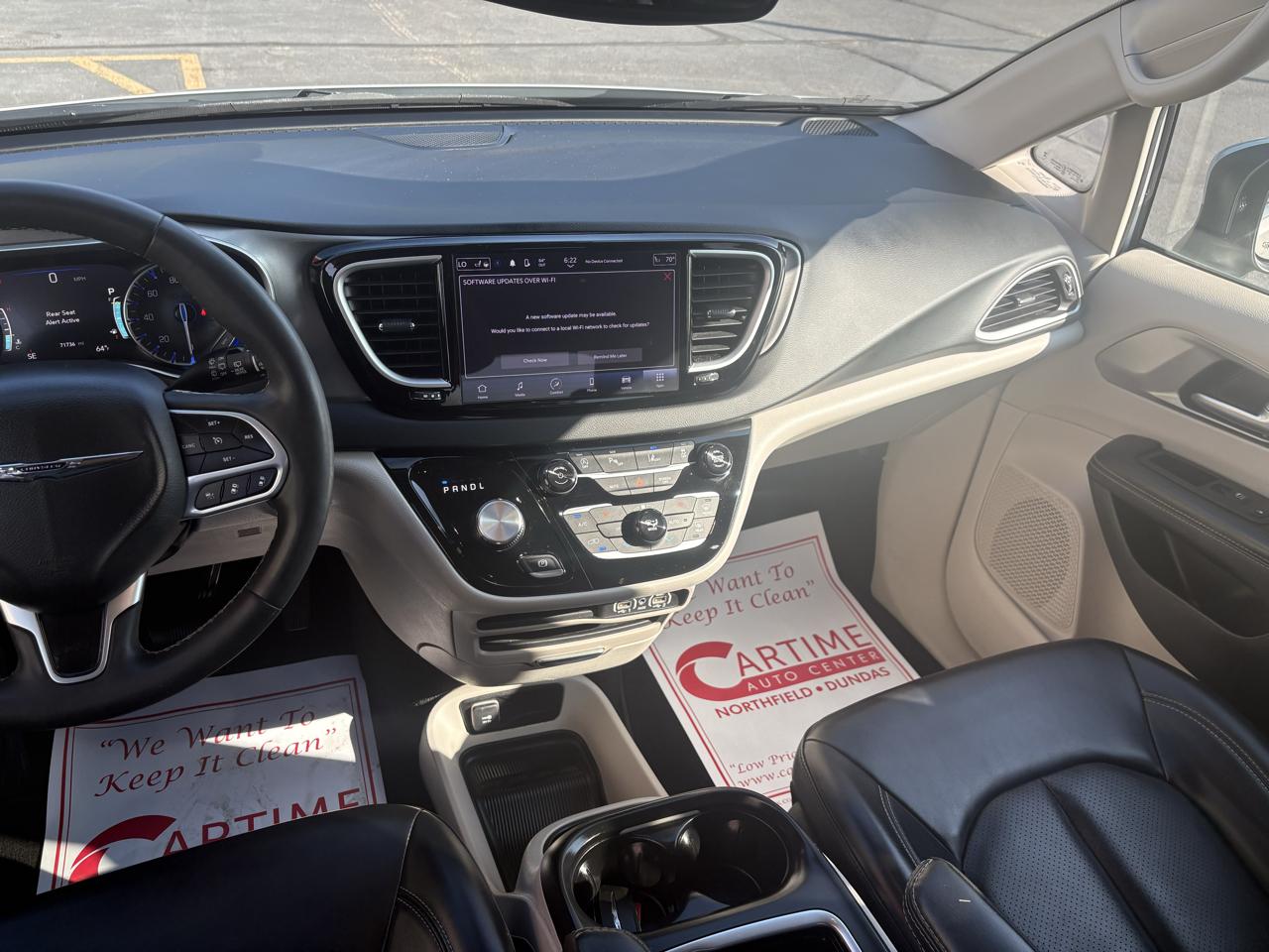 Chrysler Pacifica Touring L 2023