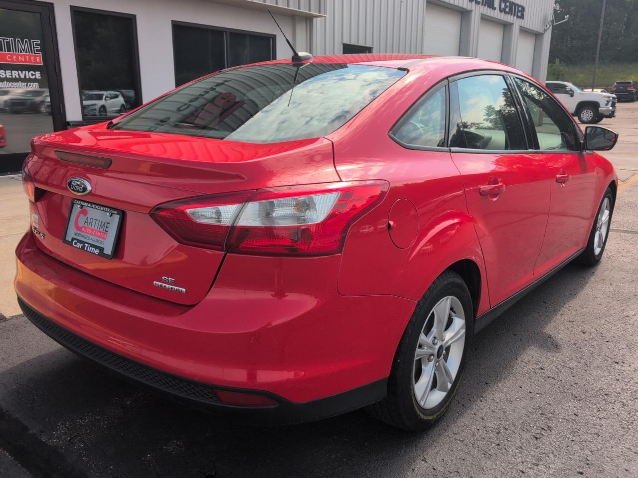 Ford Focus SE Sedan 2013