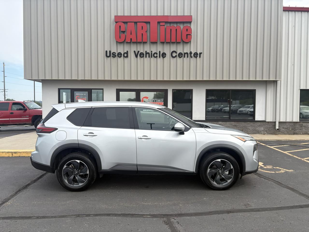 Nissan Rogue SV 2024
