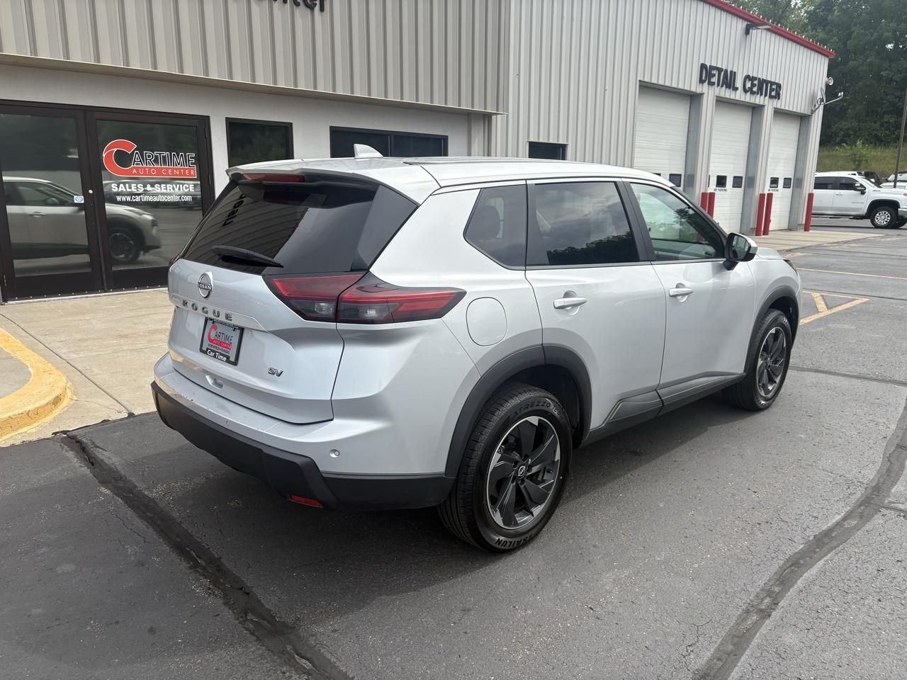 Nissan Rogue SV 2024