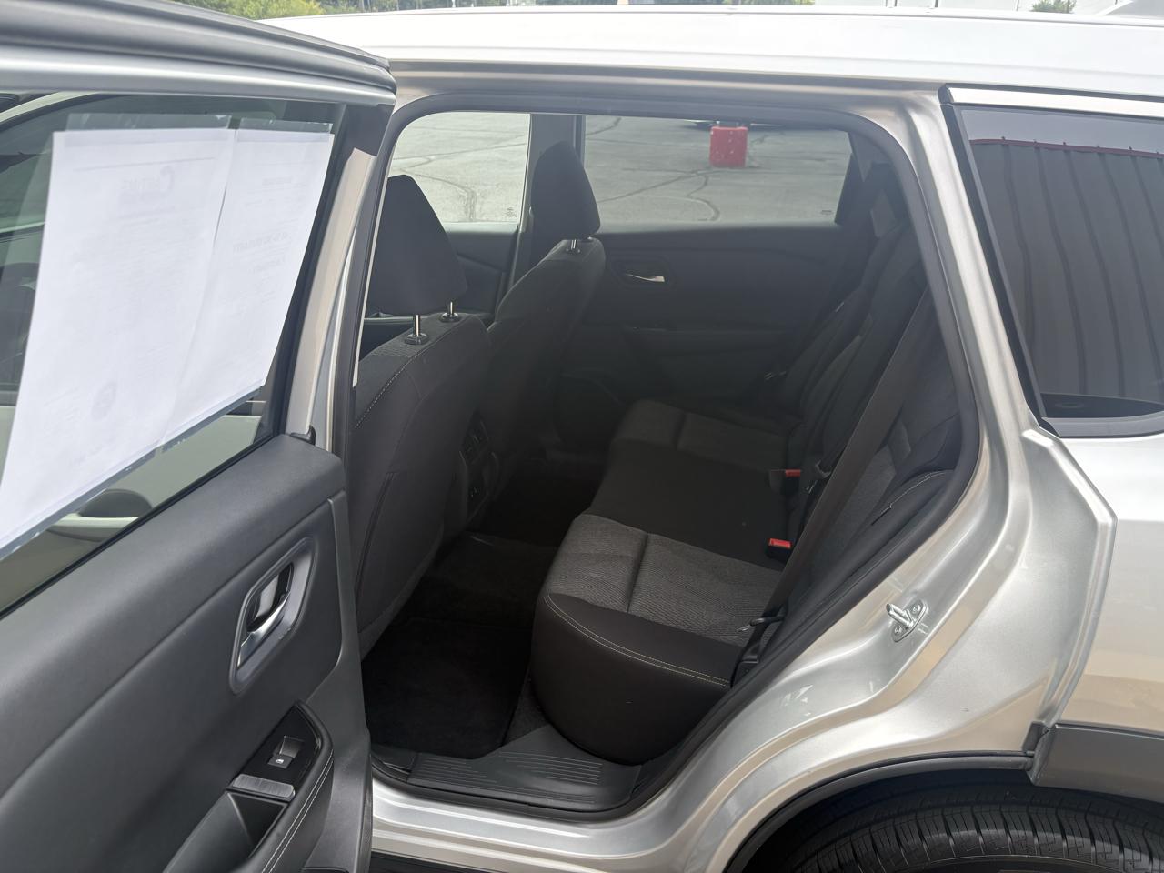 Nissan Rogue SV 2024