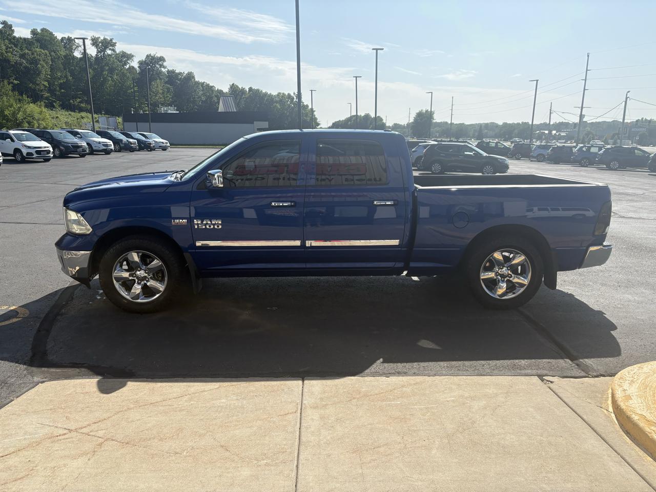 RAM 1500 SLT Crew Cab LWB 4WD 2014