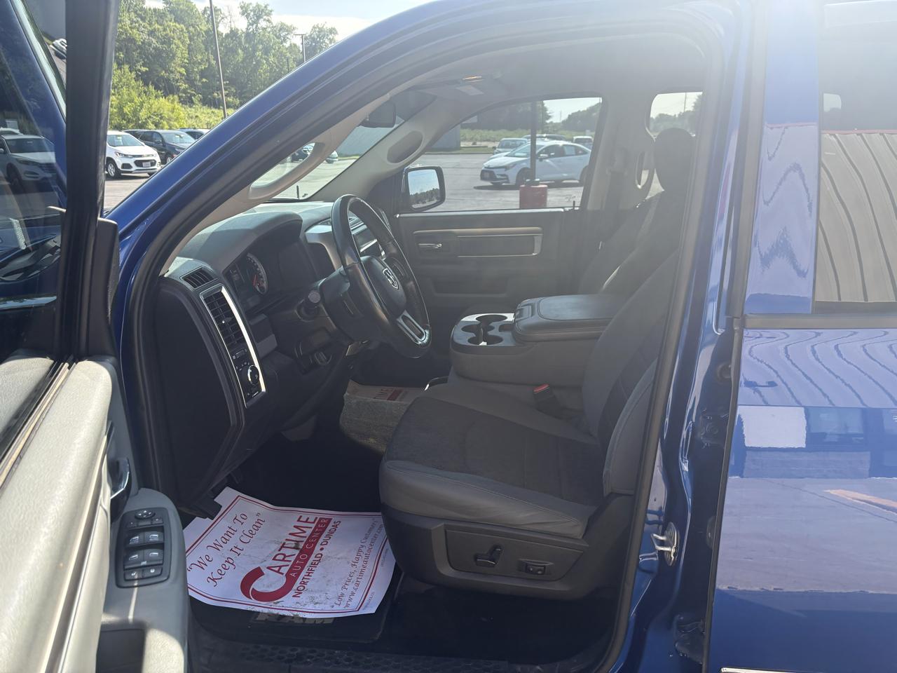 RAM 1500 SLT Crew Cab LWB 4WD 2014