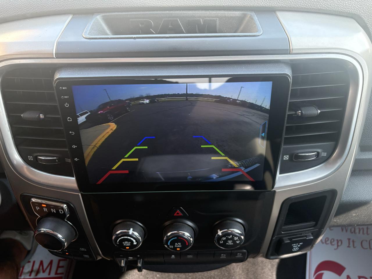 RAM 1500 SLT Crew Cab LWB 4WD 2014
