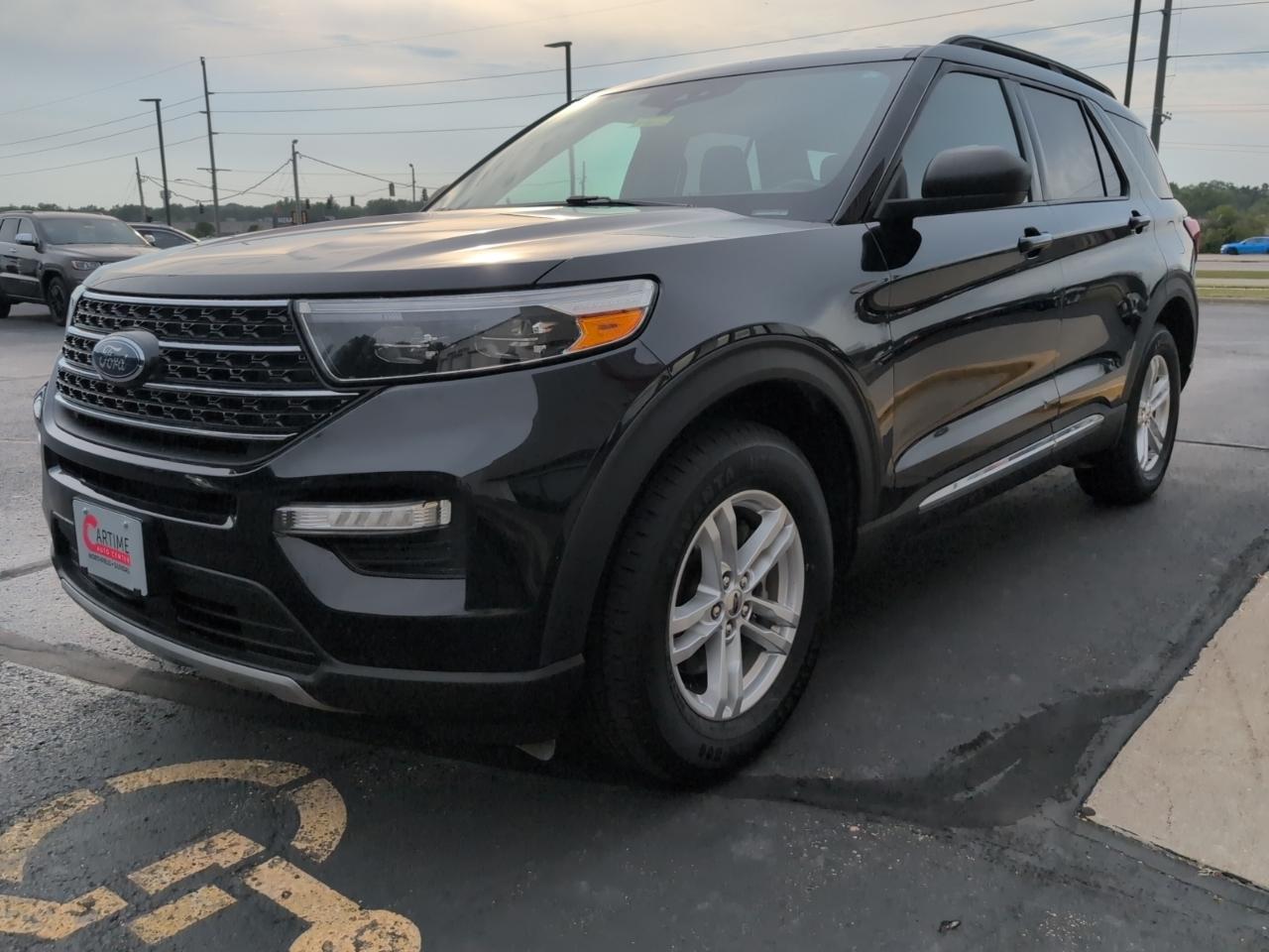 Ford Explorer XLT AWD 2020
