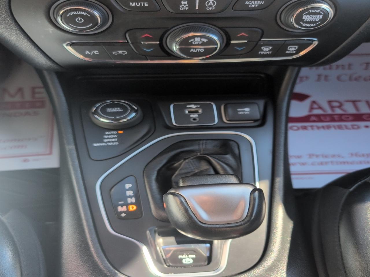 Jeep Cherokee Latitude Lux 4WD 2022