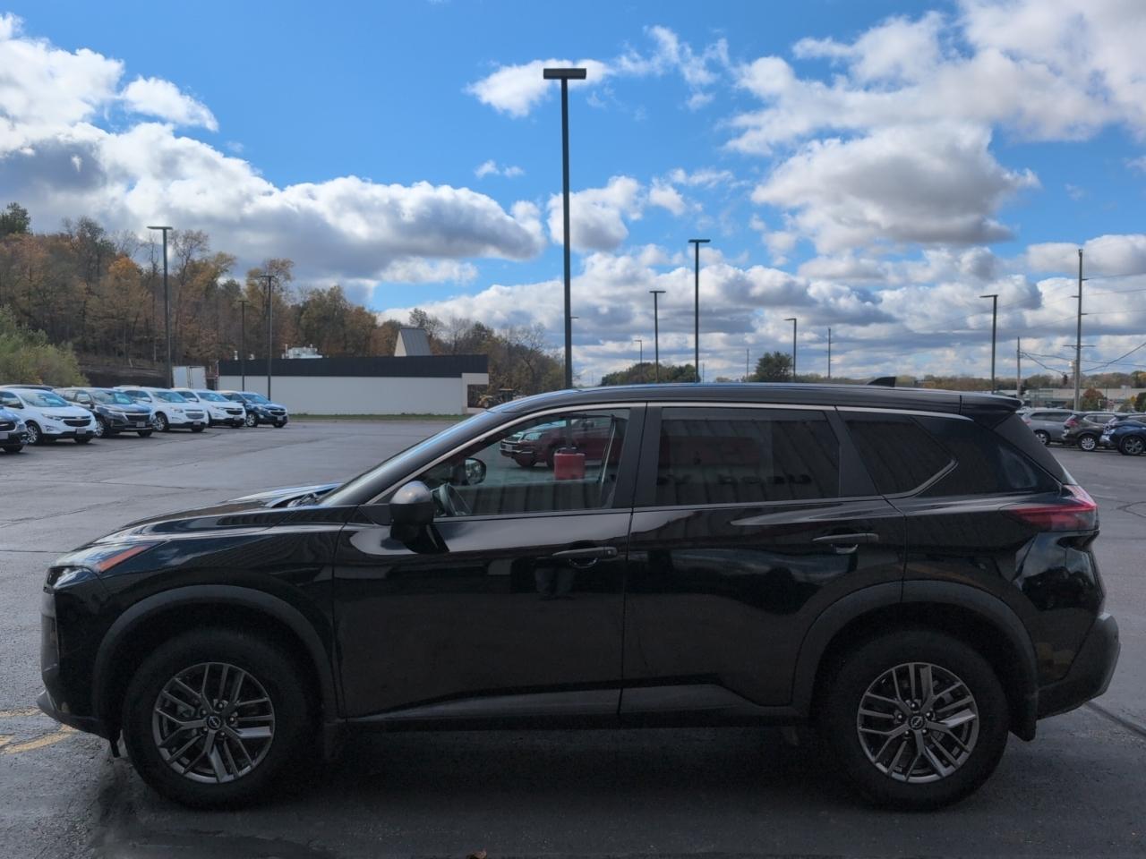 Nissan Rogue S AWD 2023