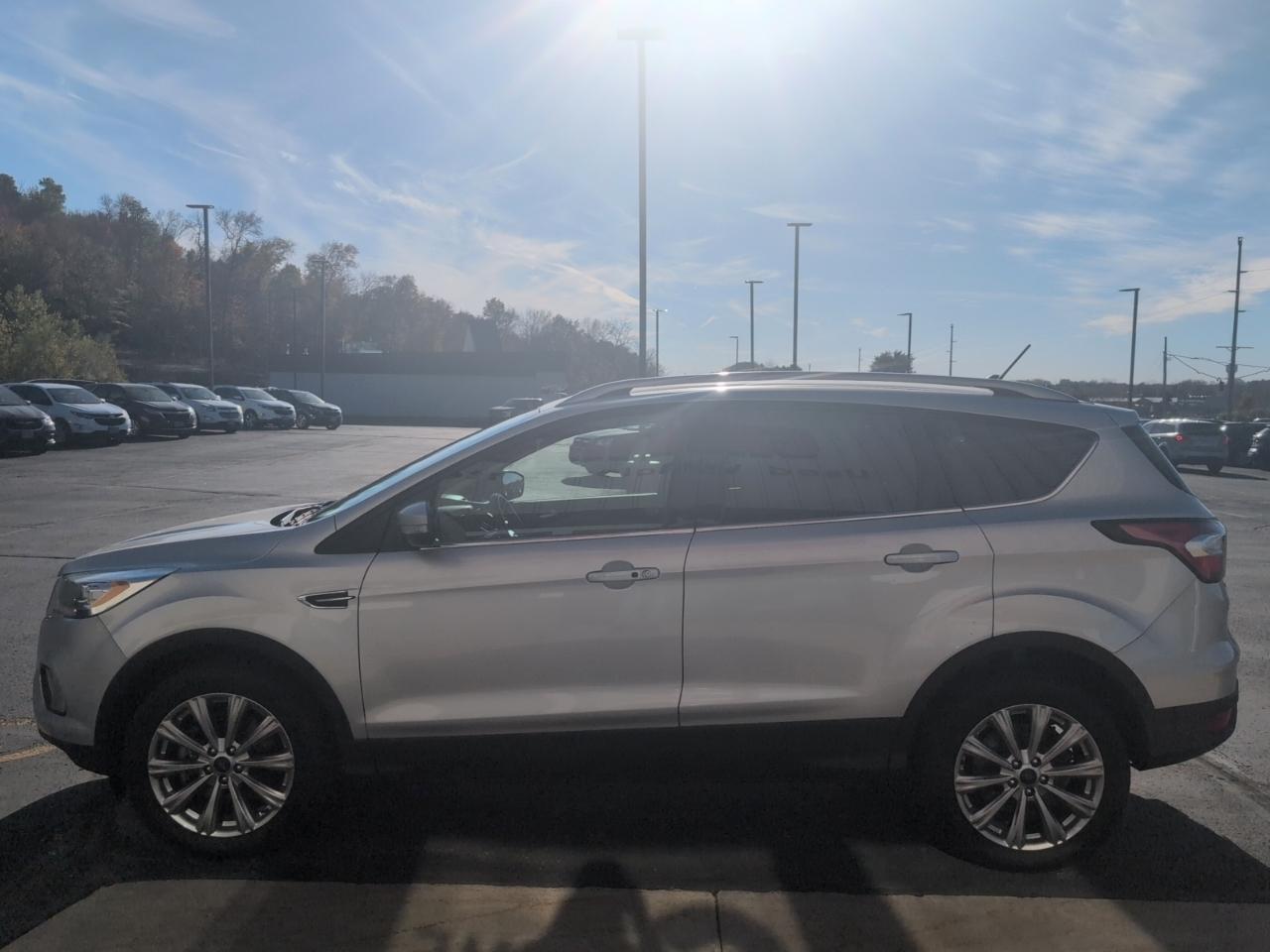 Ford Escape Titanium 4WD 2018