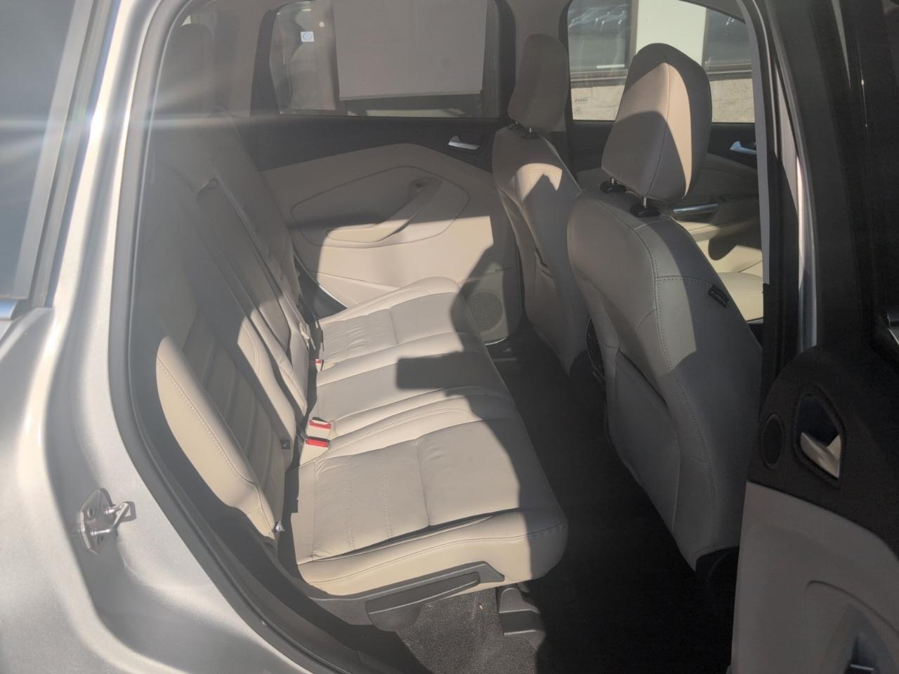 Ford Escape Titanium 4WD 2018