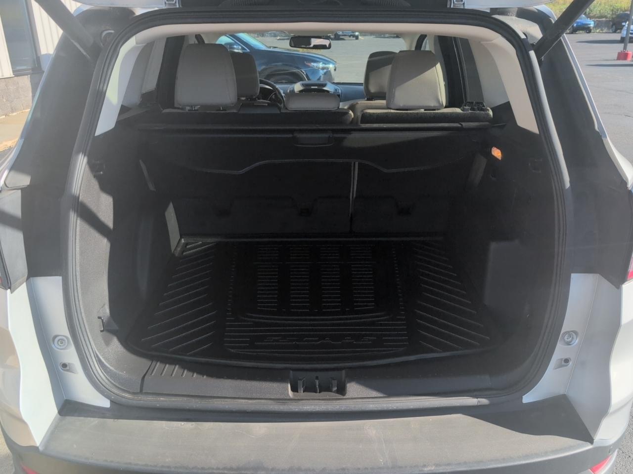 Ford Escape Titanium 4WD 2018