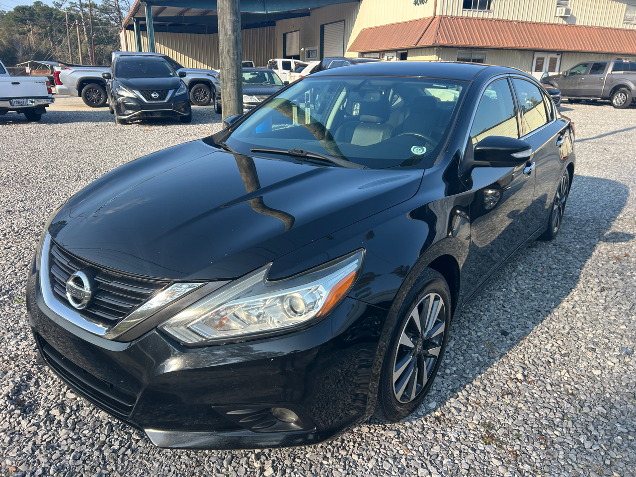 2017 Nissan Altima S's photo