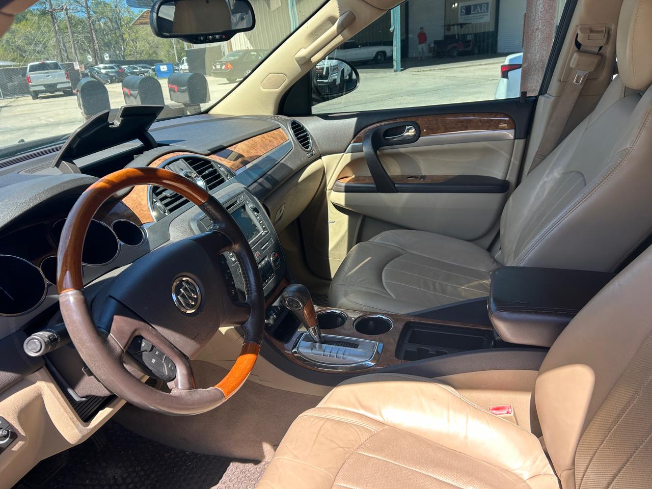 Buick Enclave Premium FWD 2012