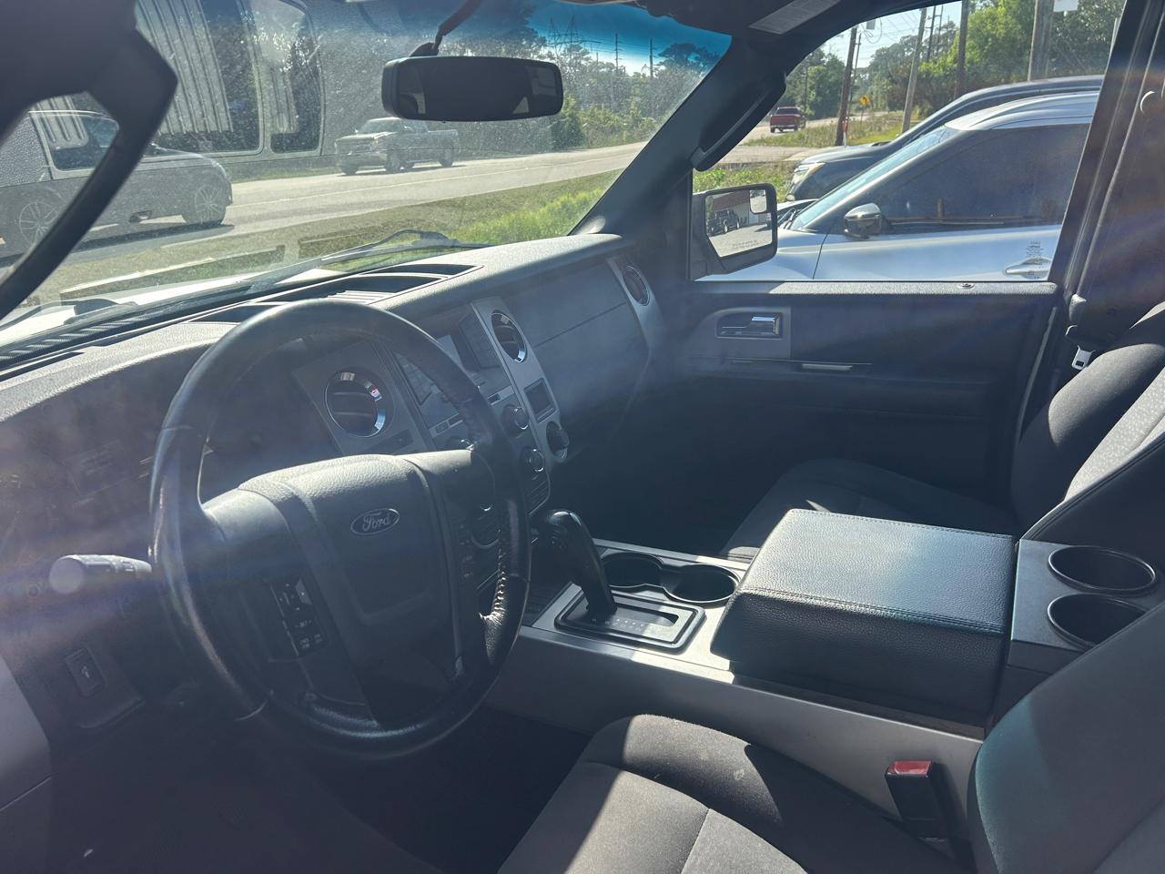 Ford Expedition EL XLT 2WD 2017