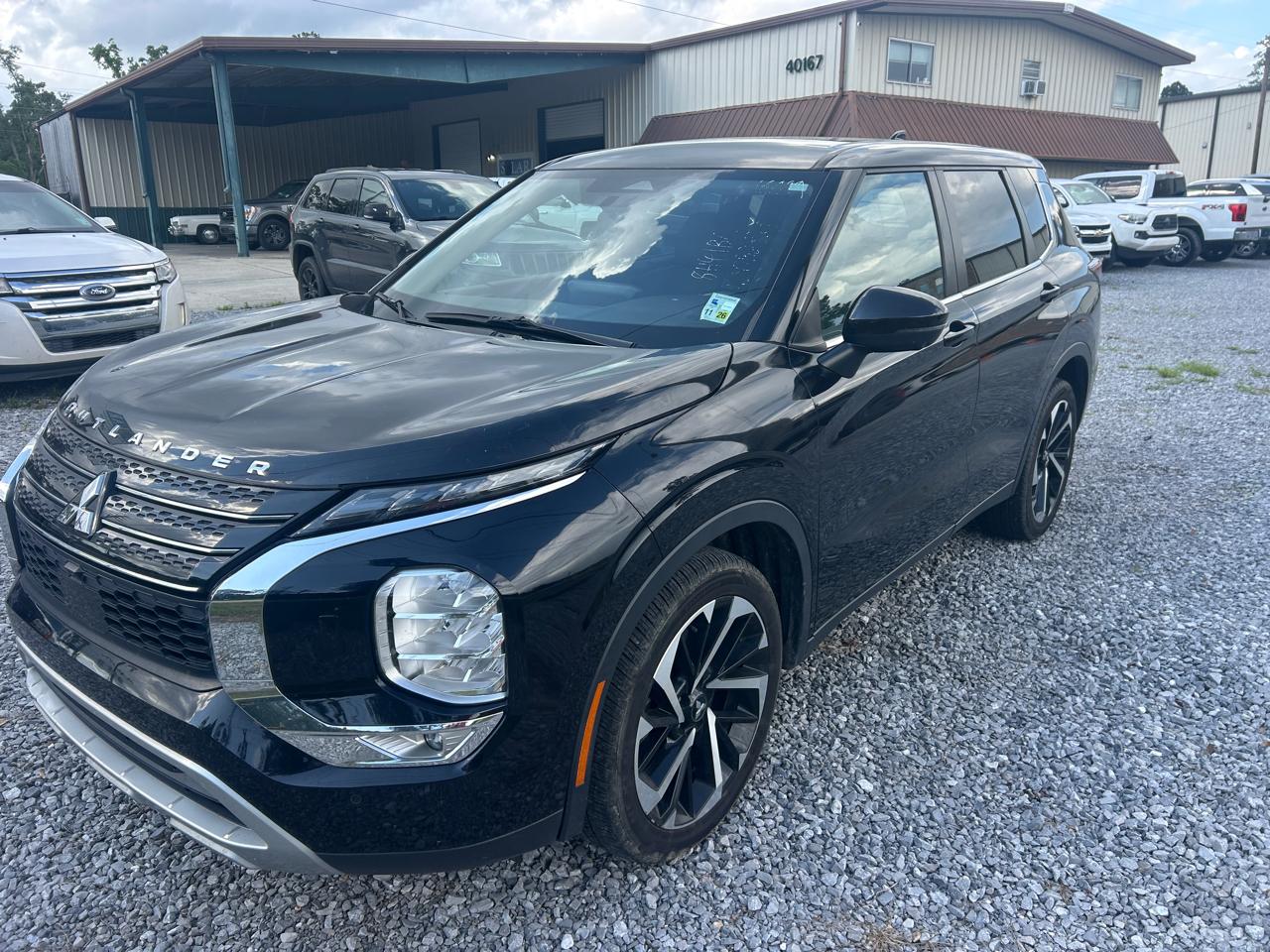 Mitsubishi Outlander SE 4WD 2022
