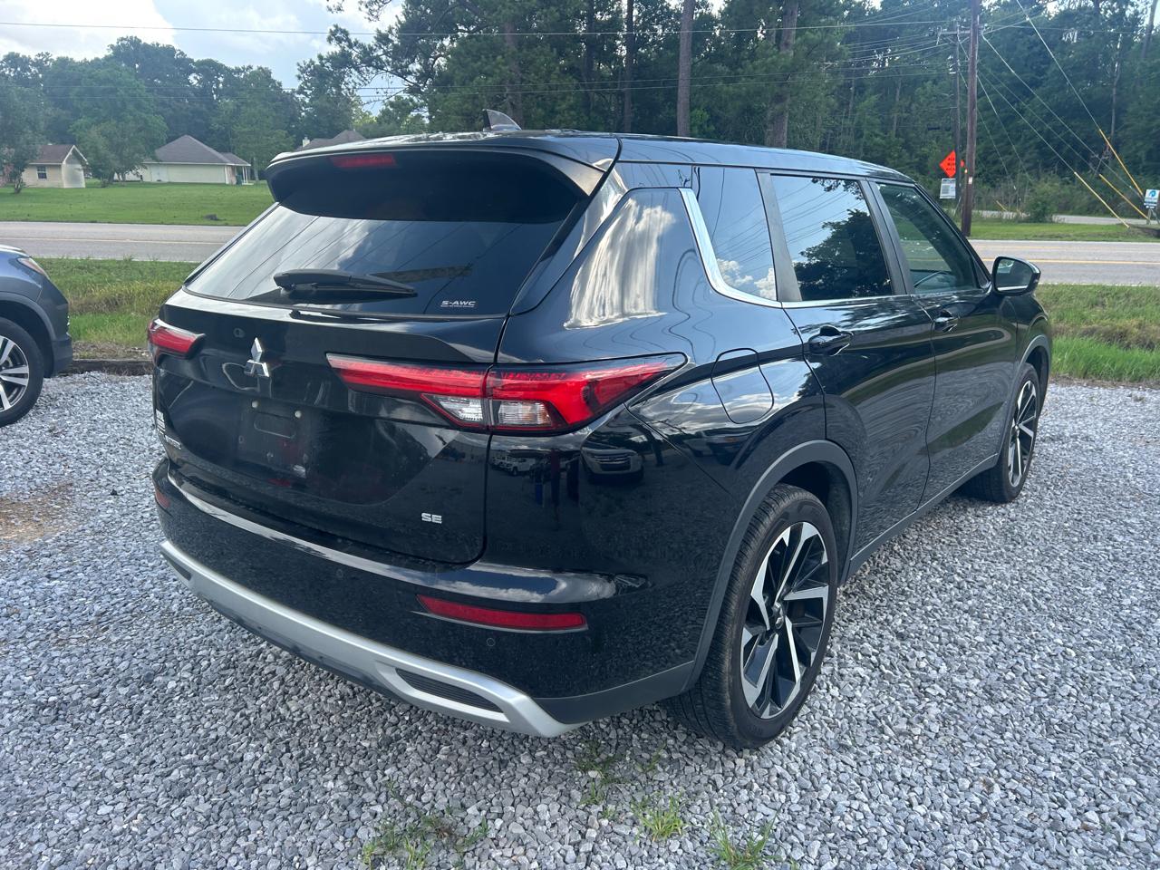 Mitsubishi Outlander SE 4WD 2022