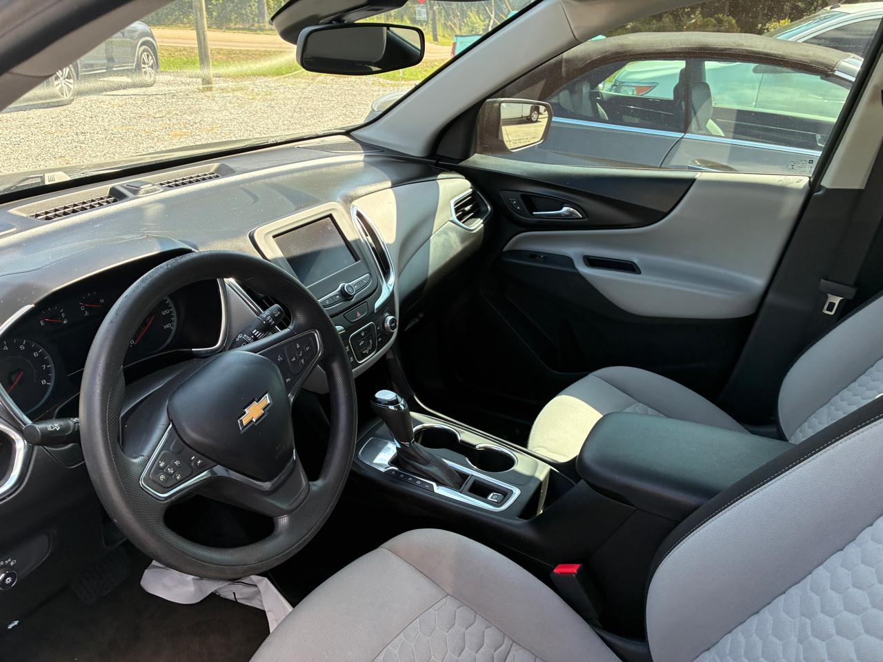 Chevrolet Equinox LS 2WD 2021