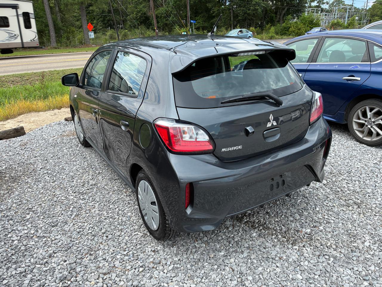 Mitsubishi Mirage ES CVT 2024