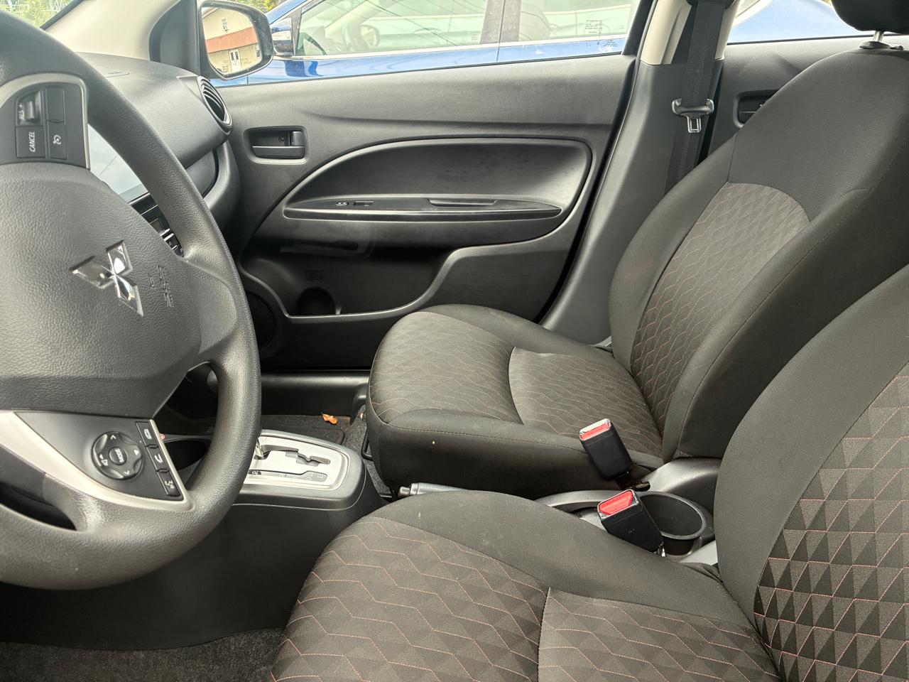 Mitsubishi Mirage ES CVT 2024