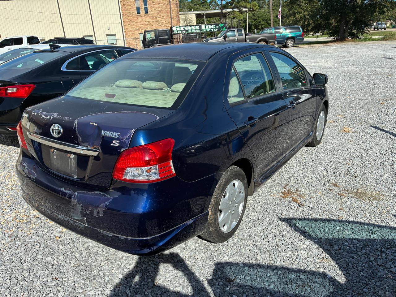 Toyota Yaris Sedan 2007