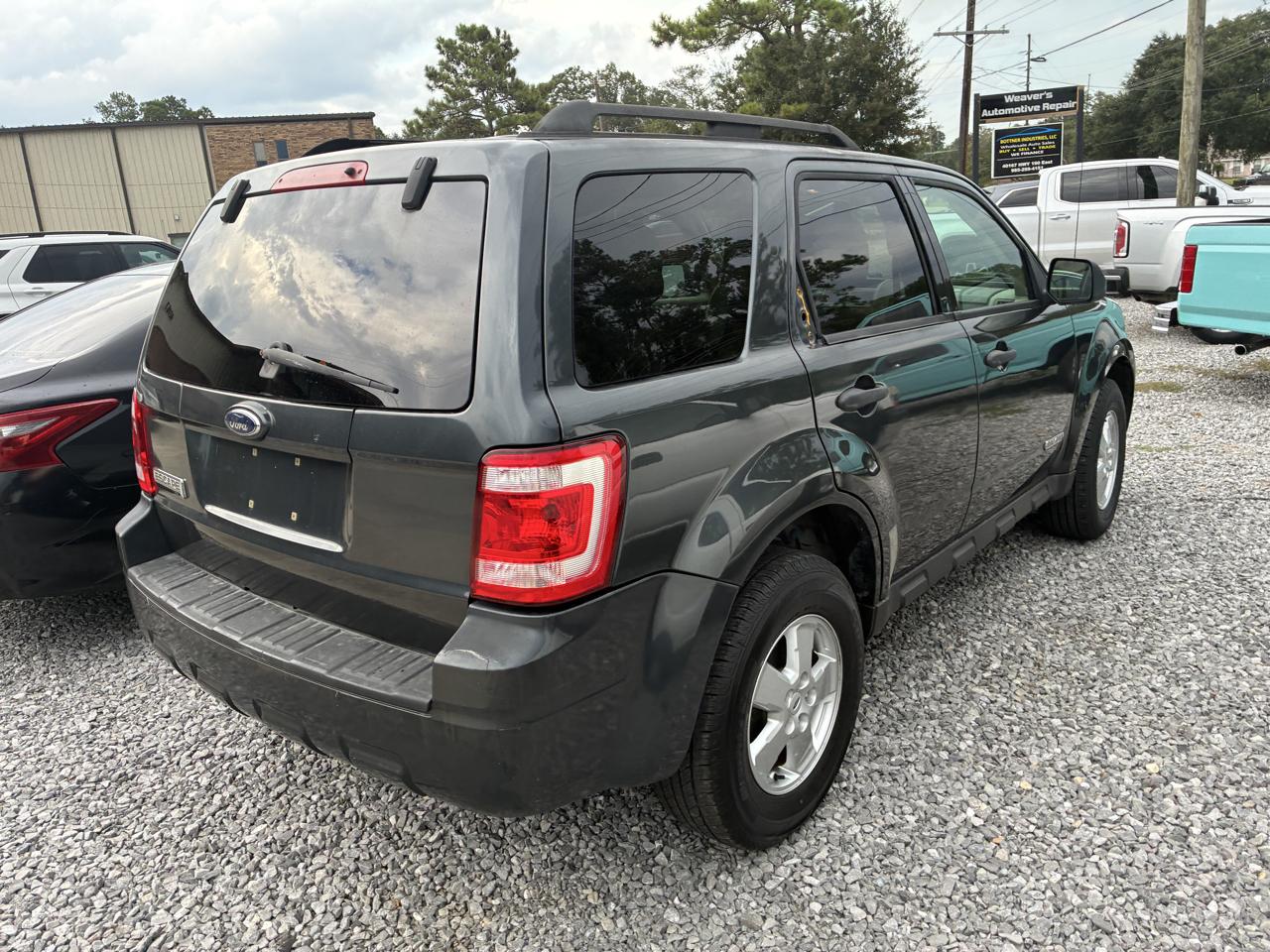 Ford Escape XLT 2WD I4 2008