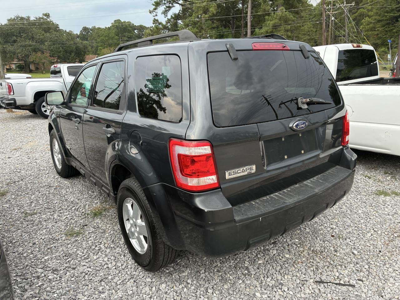Ford Escape XLT 2WD I4 2008