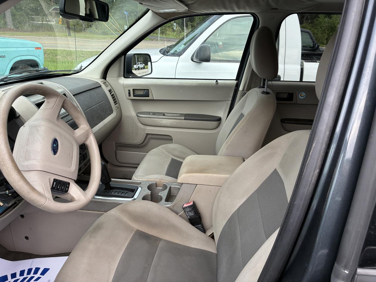 Ford Escape XLT 2WD I4 2008
