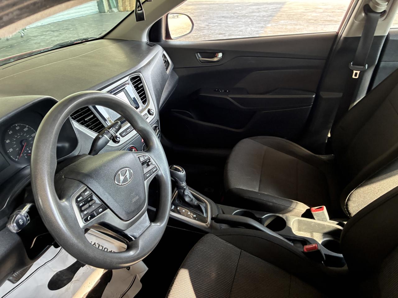 Hyundai Accent SEL 4-Door 6A 2019