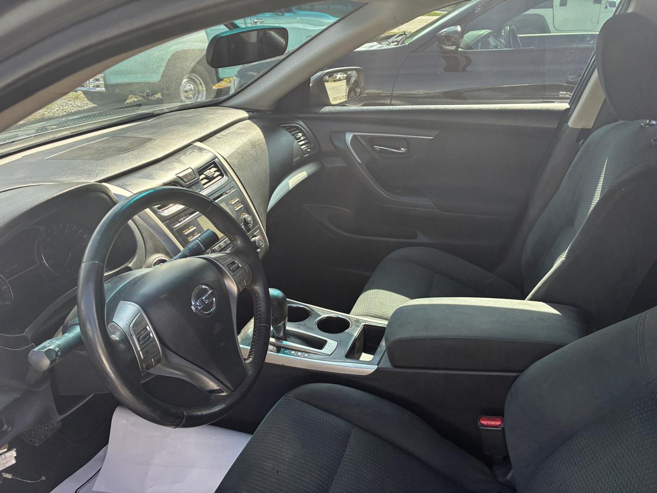 Nissan Altima 2.5 SV 2015