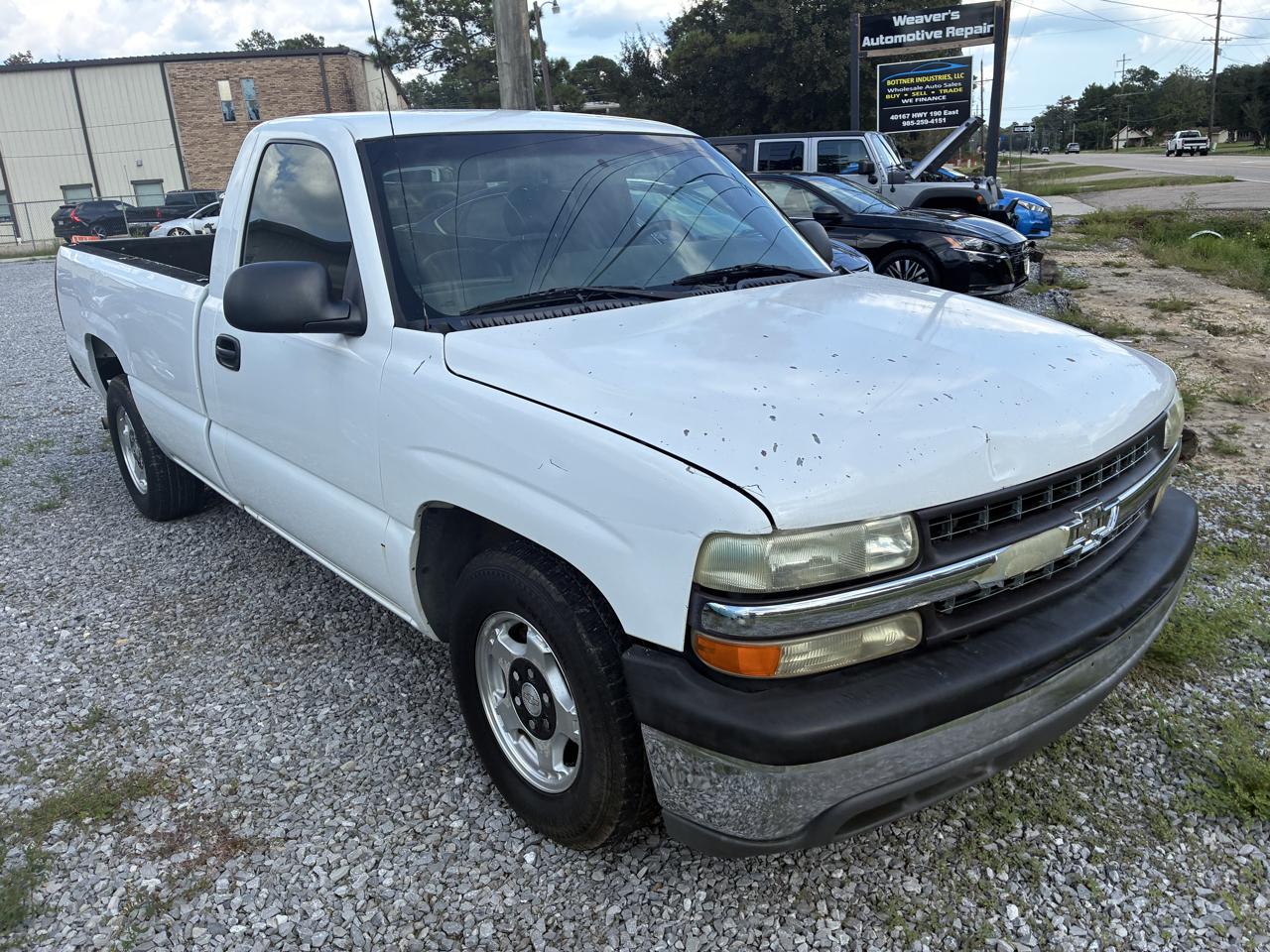 Chevrolet Silverado 1500 Reg. Cab Short Bed 2WD 2000