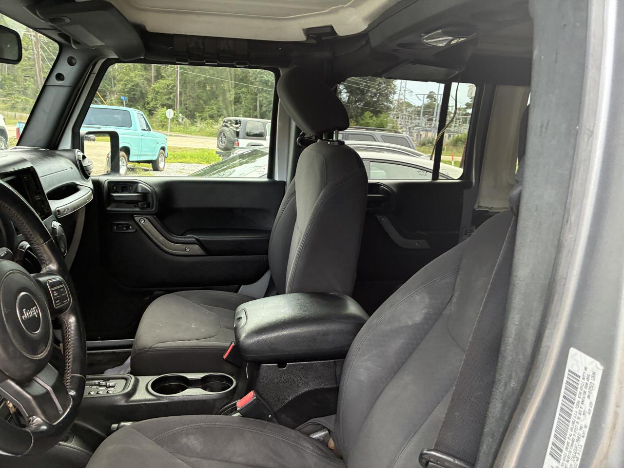 Jeep Wrangler photo 5