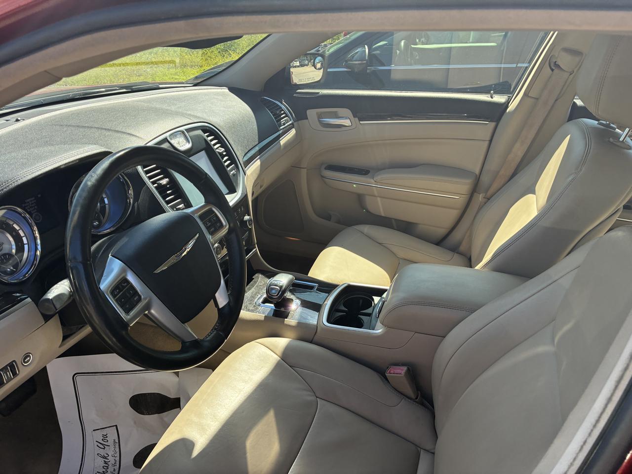 Chrysler 300 photo 5