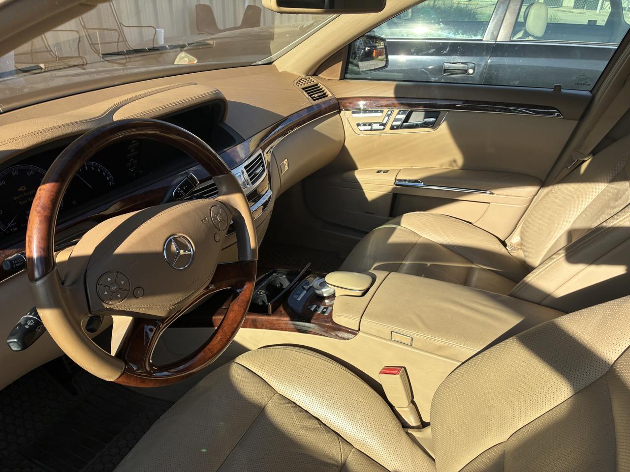 Mercedes-Benz S-Class photo 5
