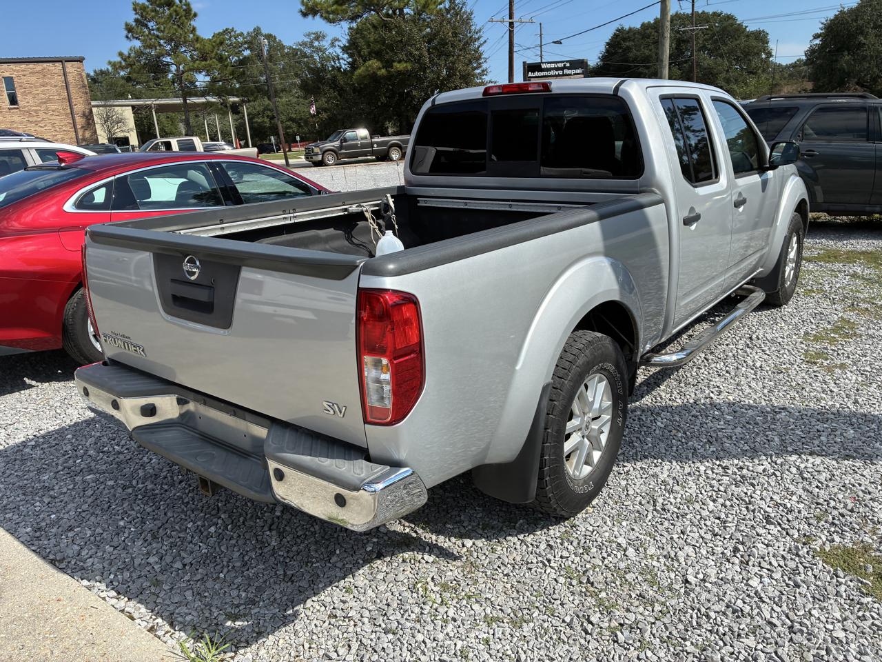 Nissan Frontier photo 3