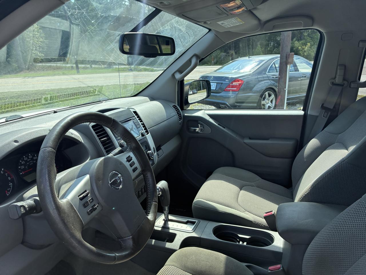 Nissan Frontier photo 5