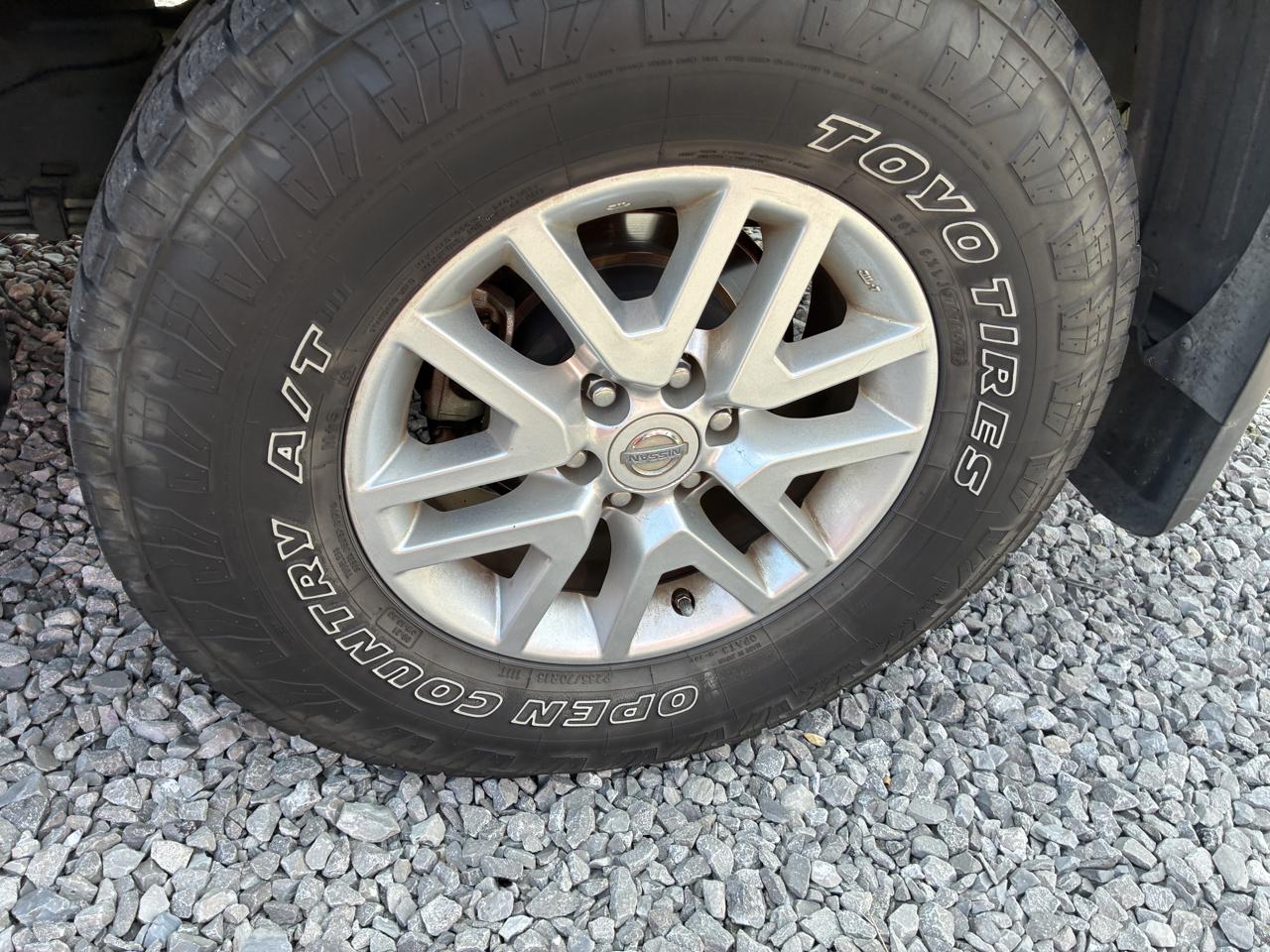 Nissan Frontier photo 7