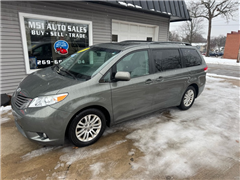 2012 Toyota Sienna 