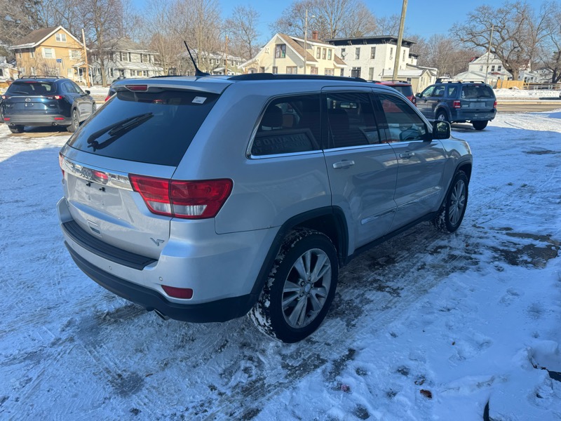 Jeep Grand Cherokee Laredo 4WD 2012