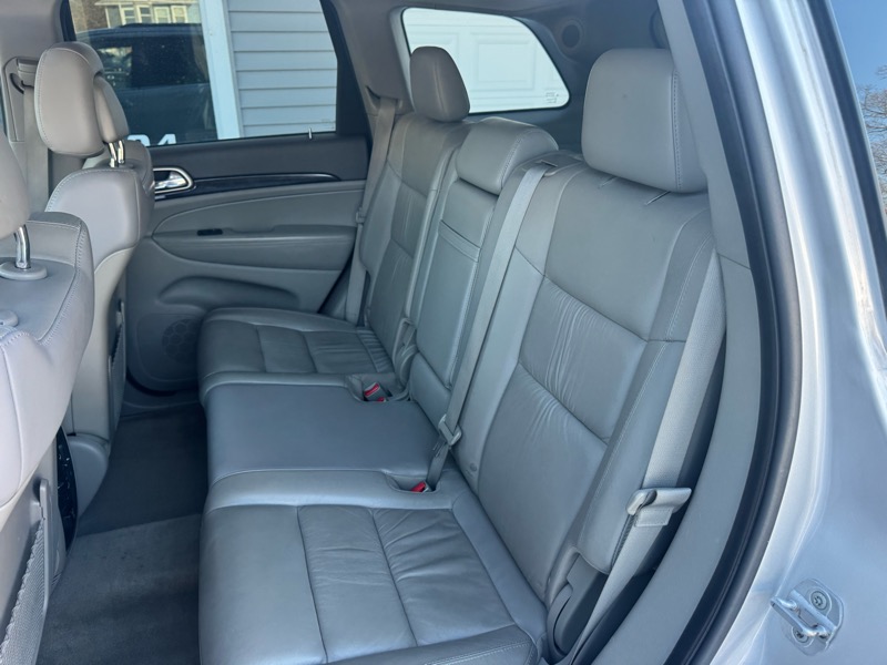 Jeep Grand Cherokee Laredo 4WD 2012