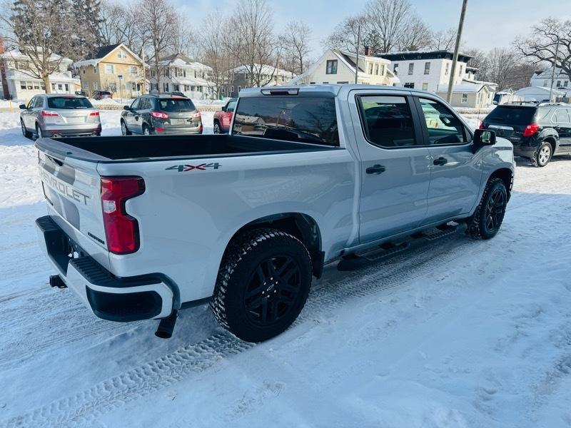 Chevrolet Silverado 1500 Custom Crew Cab Short Box 4WD 2021