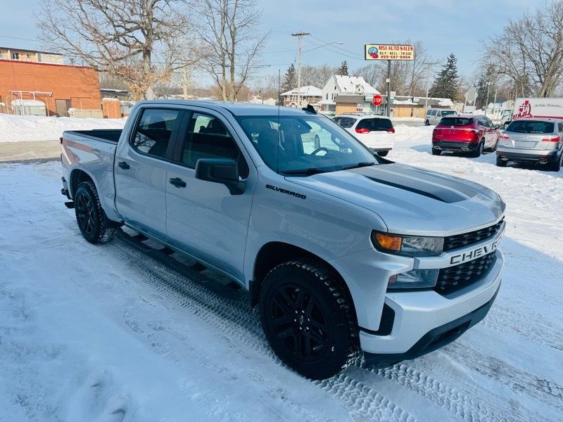 Chevrolet Silverado 1500 Custom Crew Cab Short Box 4WD 2021