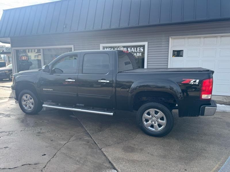 GMC Sierra 1500 SLE Crew Cab 4WD 2011