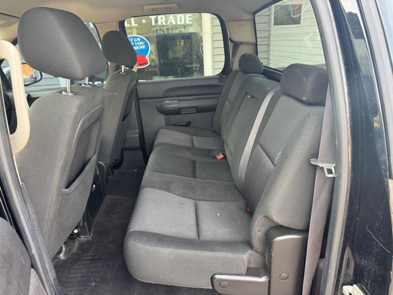 GMC Sierra 1500 SLE Crew Cab 4WD 2011