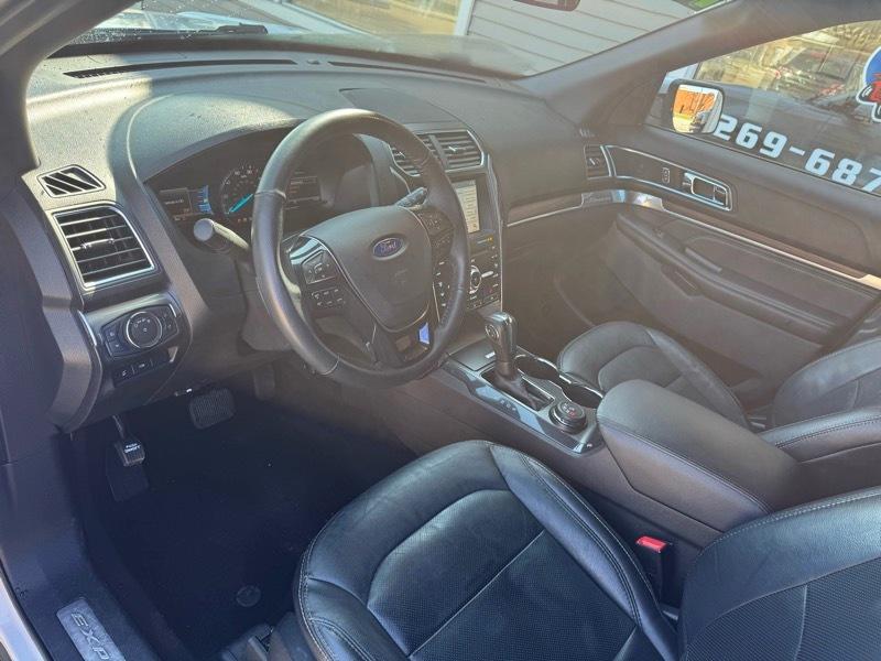 Ford Explorer Limited 4WD 2019